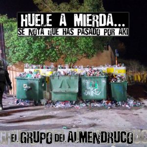 El grupo del almendruco -Huele a mierda … se nota que has pasado por aki !